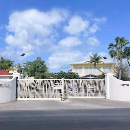 Superbe T2 Sole e Mare NBBC sur la plage de Baie Nettlé Sandy Ground Exterior foto