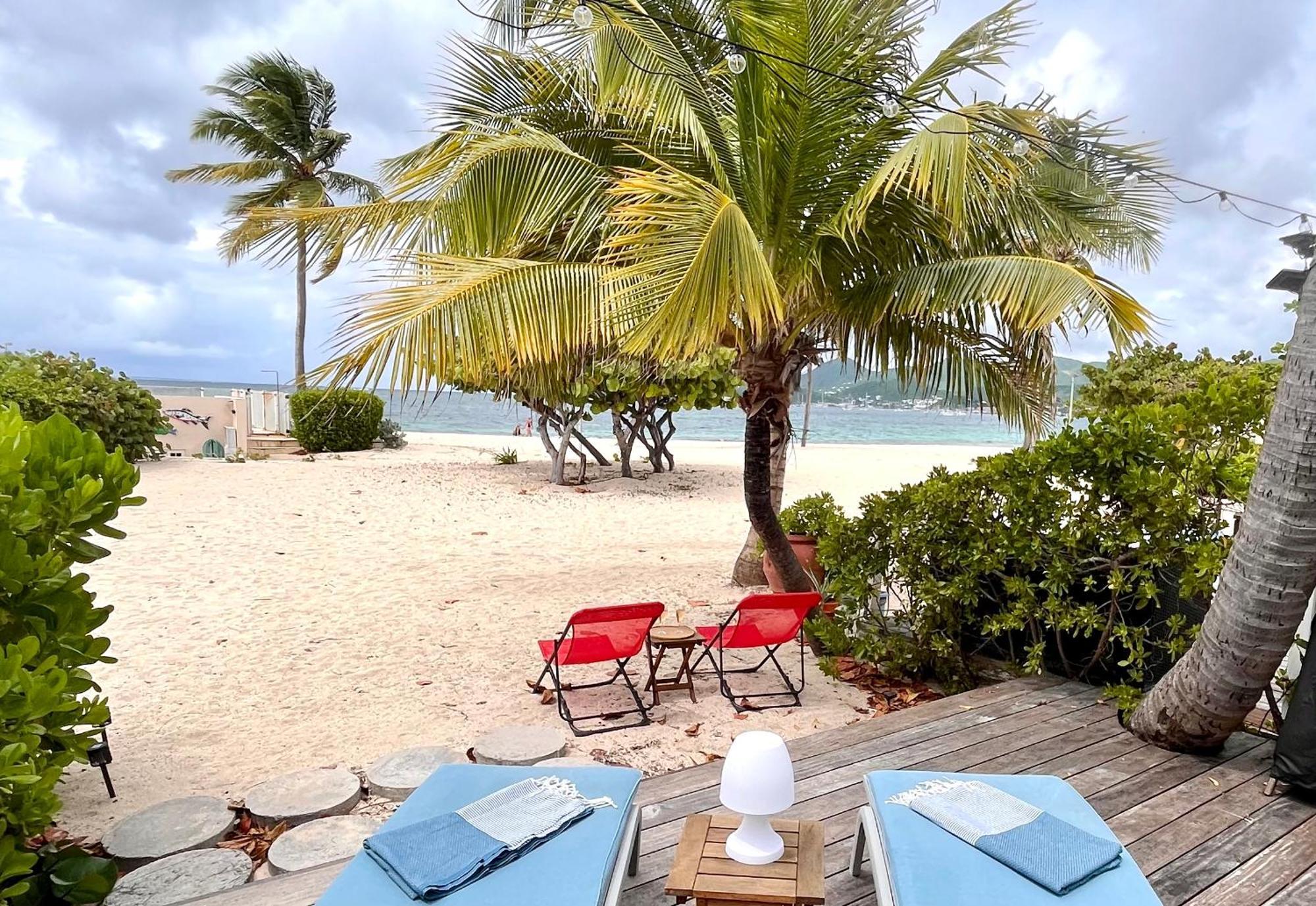 Superbe T2 Sole e Mare NBBC sur la plage de Baie Nettlé Sandy Ground Exterior foto